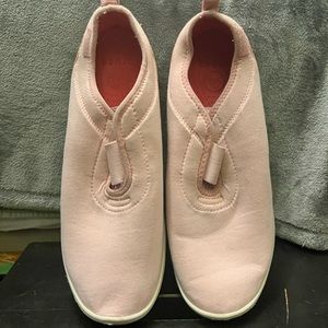 Crocs Women’s Busy Day Heather slip-ons Pink Size 10